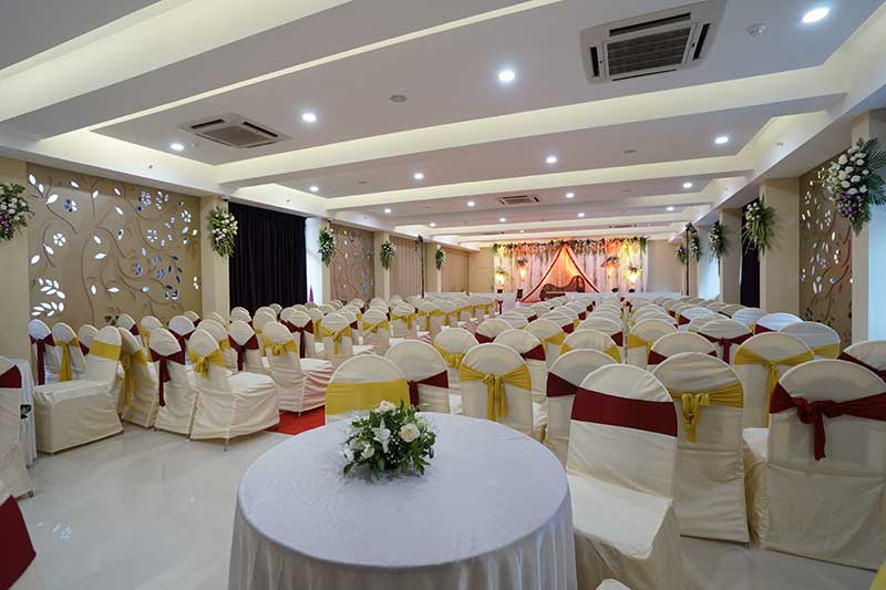 (b) Atithi Banquets, Andheri East